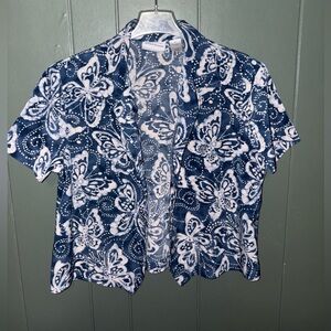 Large(16p) Alfred Dunner Blue and White butterfly Top